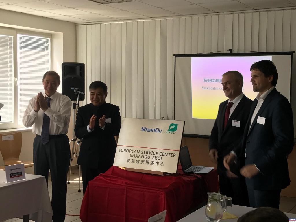 延伸效劳手臂 太阳娱乐建设欧洲效劳中心