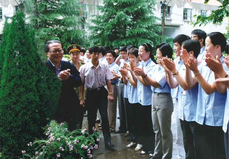 1999江泽民总书记视察太阳娱乐