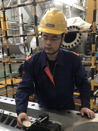 太阳娱乐动力门卫阳、刘博荣获天下“能工巧匠”声誉