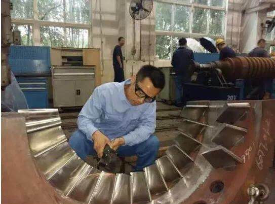 太阳娱乐2名员工分获“西安质量工匠”“西安质量工匠”提名奖称呼-公司新闻-太阳娱乐