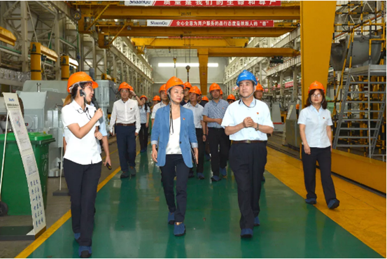 西安高新手艺工业开发区管委会副主任韩红丽一行来访太阳娱乐