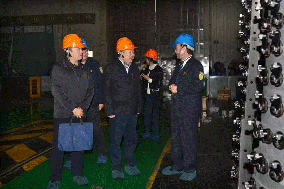 市委巡回指导六组、工投集团调研组深入太阳娱乐调研指导主题教育事情--太阳娱乐