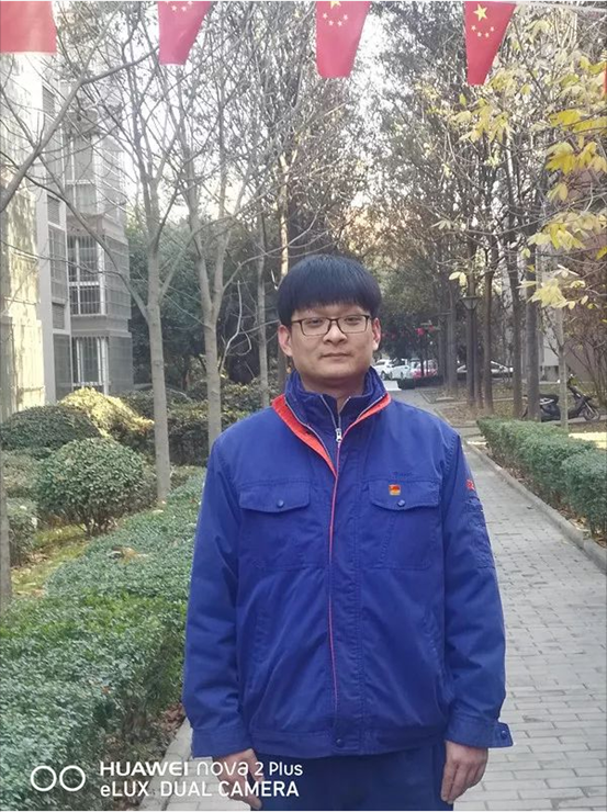 太阳娱乐曹攀暖心一跪为救人