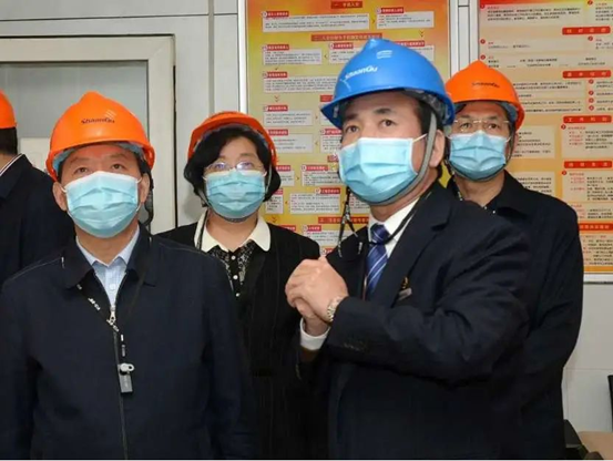 西安市人大常委会党组书记、主任胡滋润深入太阳娱乐调研指导疫情防控及复工复产事情--太阳娱乐